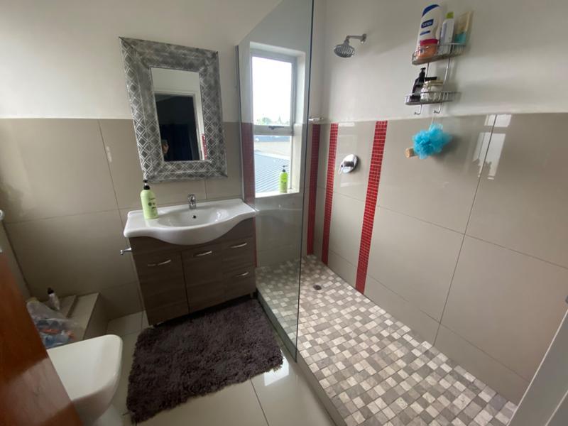 5 Bedroom Property for Sale in Gholfsig Mpumalanga