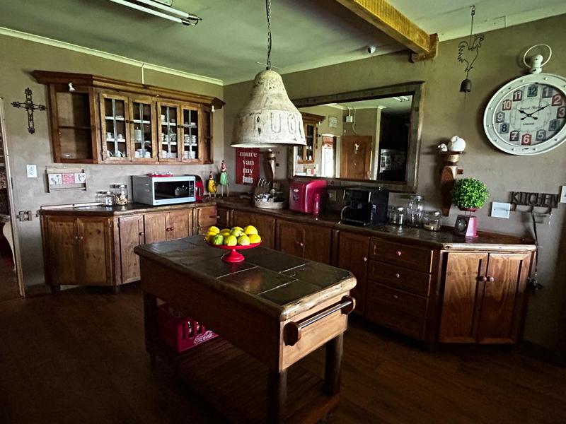 8 Bedroom Property for Sale in Standerton Mpumalanga