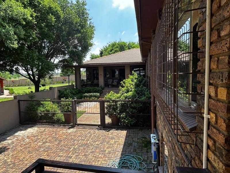 8 Bedroom Property for Sale in Standerton Mpumalanga