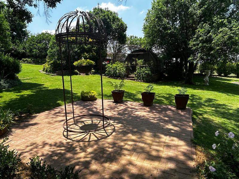 8 Bedroom Property for Sale in Standerton Mpumalanga