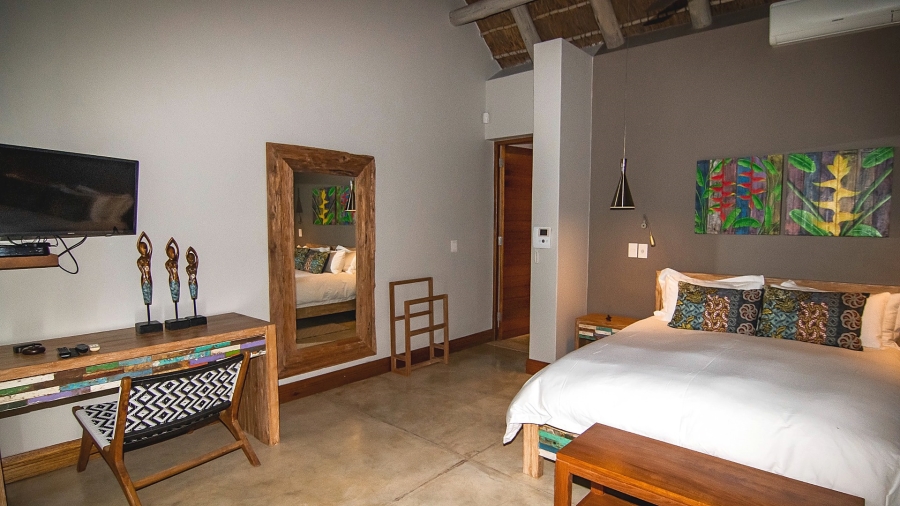 5 Bedroom Property for Sale in Hectorspruit Mpumalanga