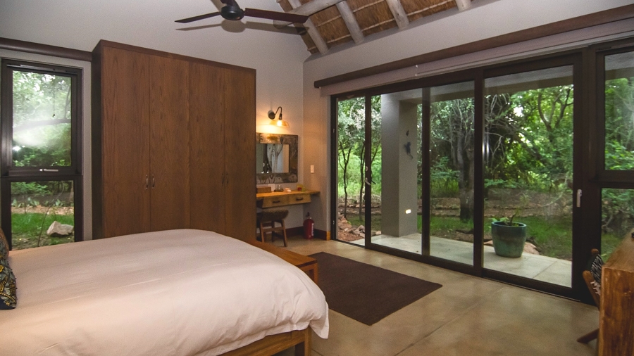 5 Bedroom Property for Sale in Hectorspruit Mpumalanga