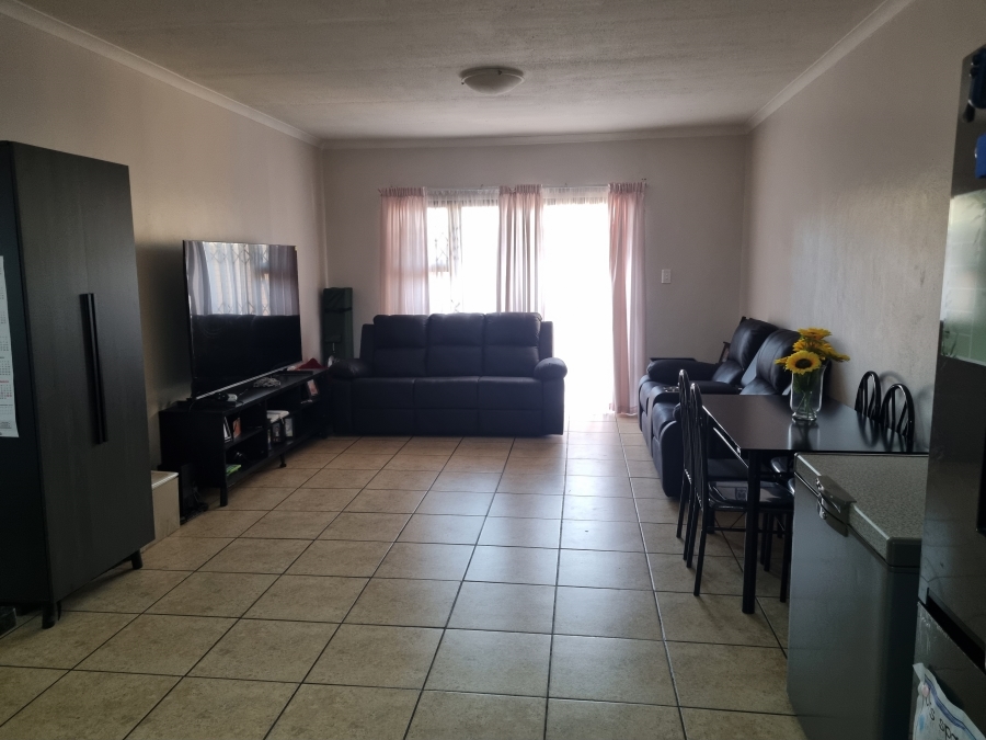 2 Bedroom Property for Sale in Gholfsig Mpumalanga