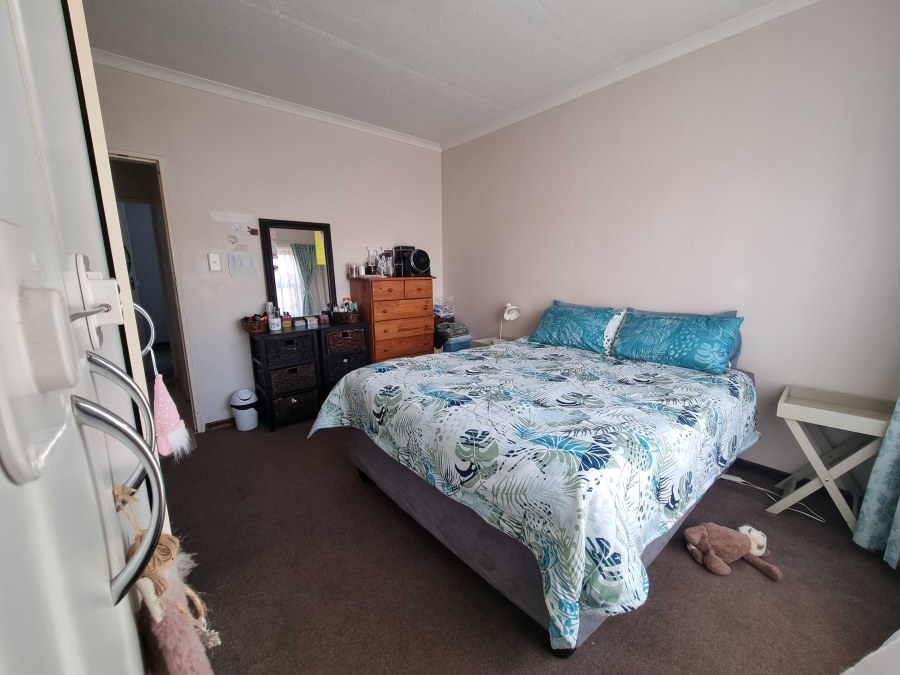 2 Bedroom Property for Sale in Gholfsig Mpumalanga