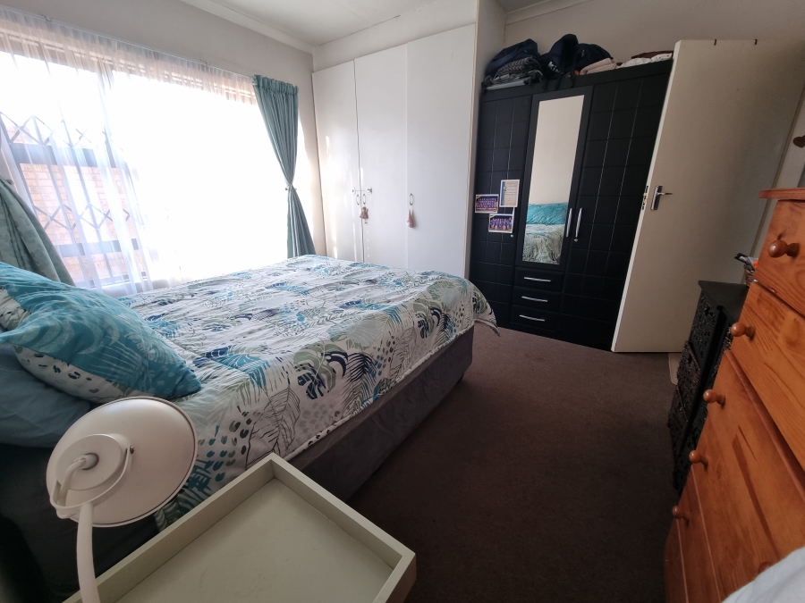 2 Bedroom Property for Sale in Gholfsig Mpumalanga