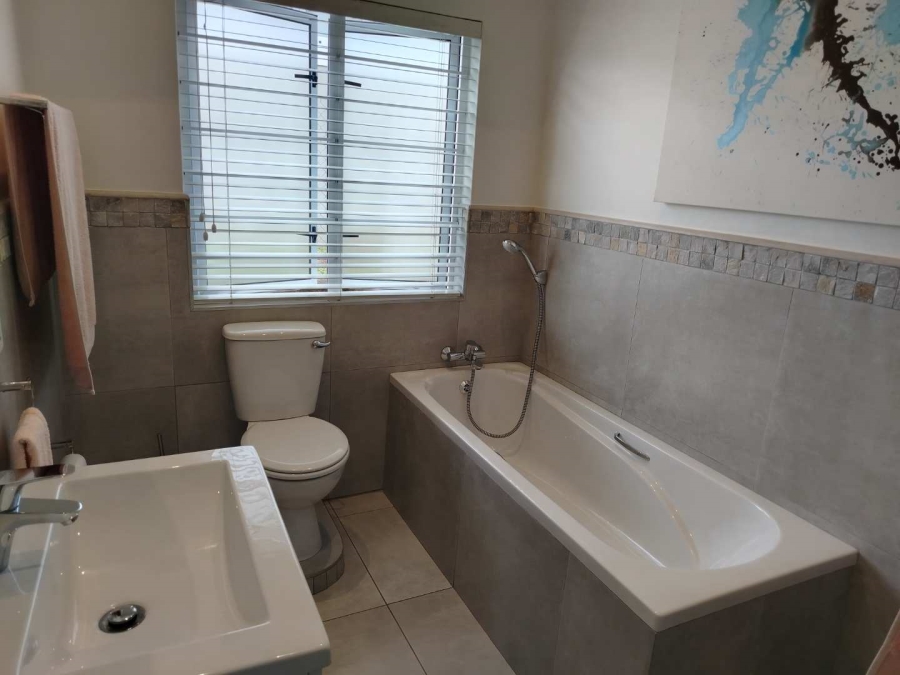 To Let 3 Bedroom Property for Rent in Mataffin Mpumalanga