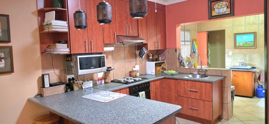2 Bedroom Property for Sale in Nelspruit Mpumalanga