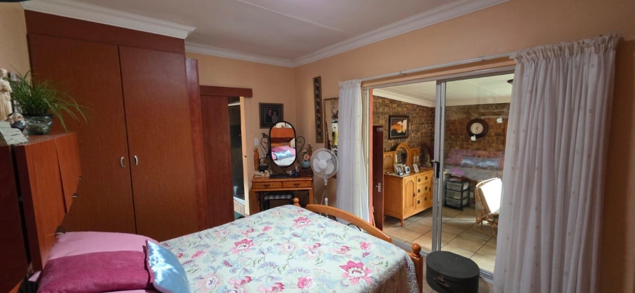 2 Bedroom Property for Sale in Nelspruit Mpumalanga