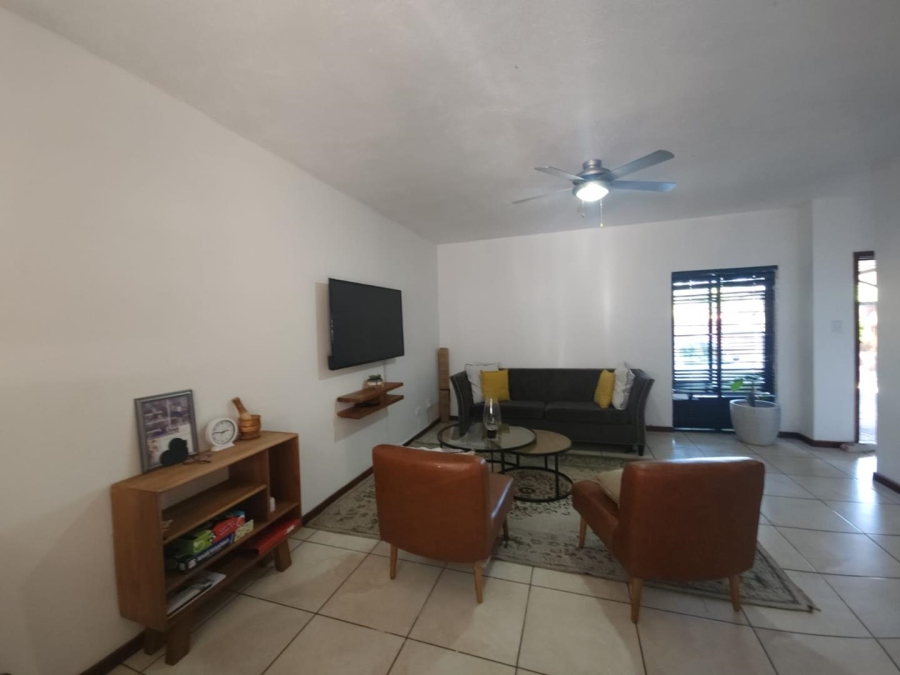 3 Bedroom Property for Sale in Sonheuwel Mpumalanga