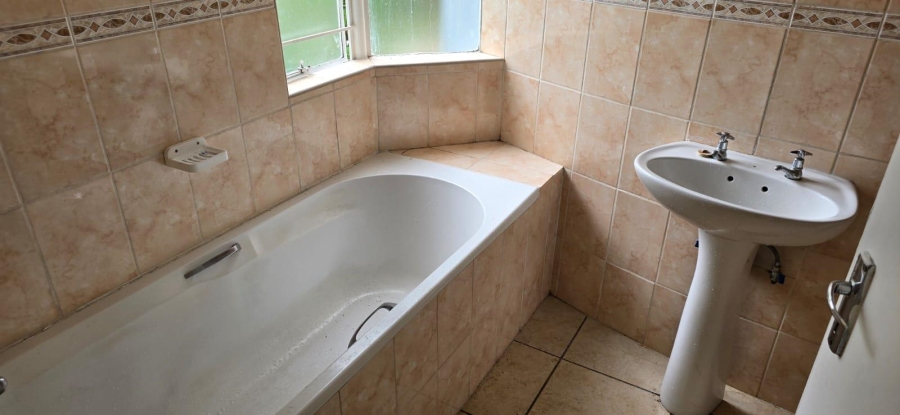 3 Bedroom Property for Sale in Nelspruit Mpumalanga