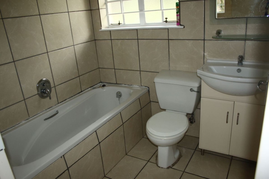 To Let 2 Bedroom Property for Rent in White River Mpumalanga