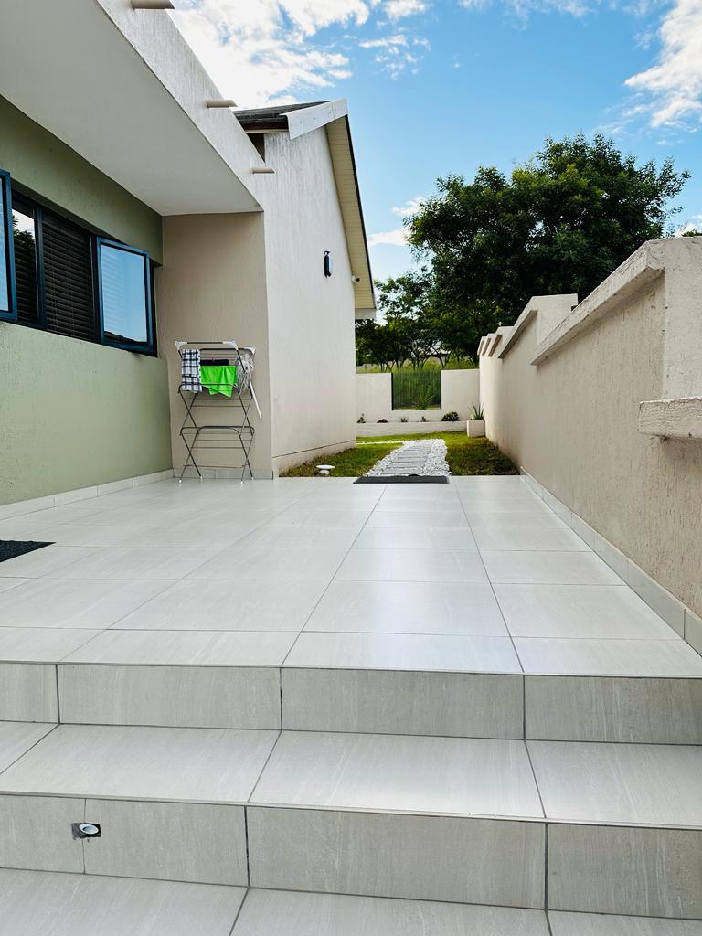 5 Bedroom Property for Sale in Drum Rock Mpumalanga