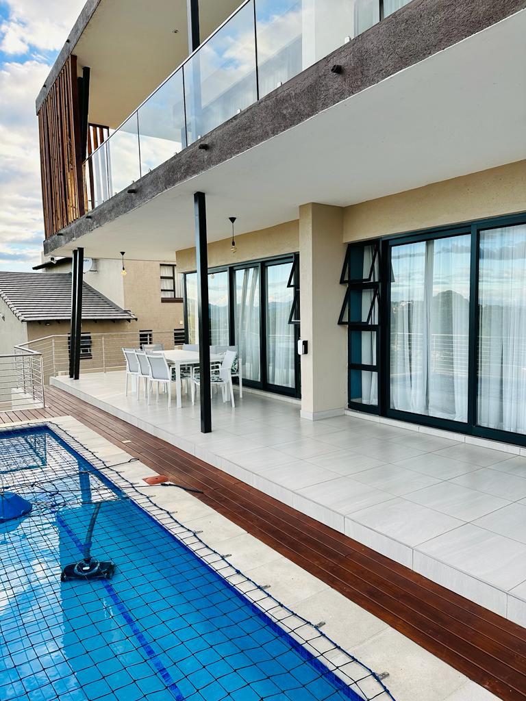 5 Bedroom Property for Sale in Drum Rock Mpumalanga