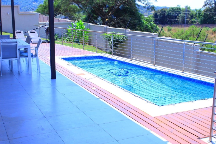 5 Bedroom Property for Sale in Drum Rock Mpumalanga