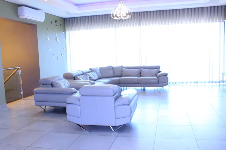 5 Bedroom Property for Sale in Drum Rock Mpumalanga