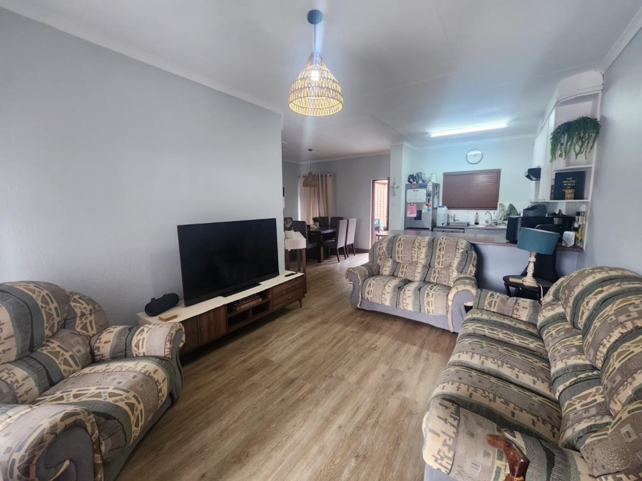 2 Bedroom Property for Sale in Nelspruit Ext 20 Mpumalanga