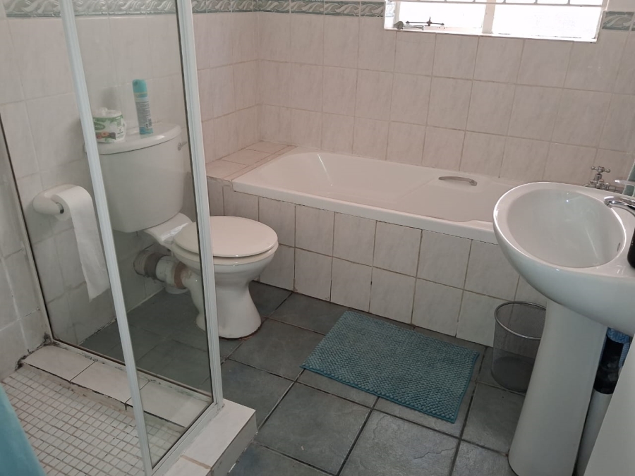 To Let 2 Bedroom Property for Rent in Nelspruit Mpumalanga