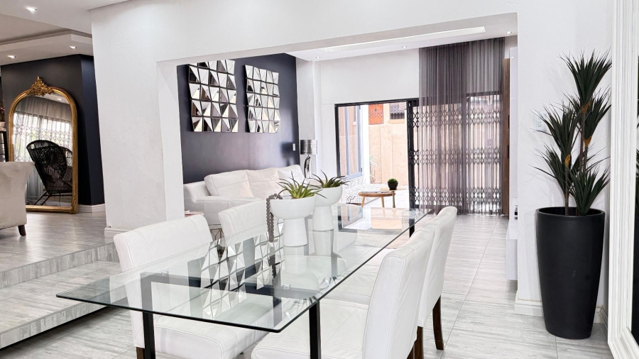 5 Bedroom Property for Sale in Model Park Mpumalanga