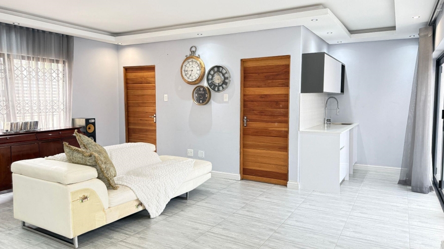 5 Bedroom Property for Sale in Model Park Mpumalanga