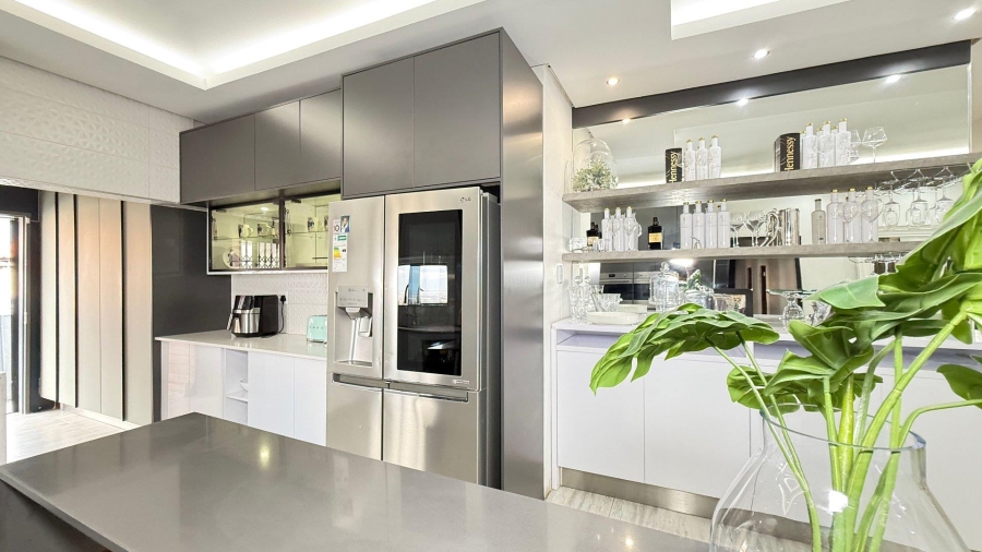 5 Bedroom Property for Sale in Model Park Mpumalanga