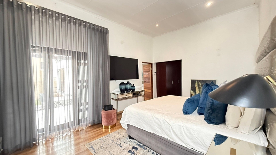 5 Bedroom Property for Sale in Model Park Mpumalanga