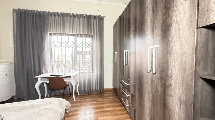 5 Bedroom Property for Sale in Model Park Mpumalanga