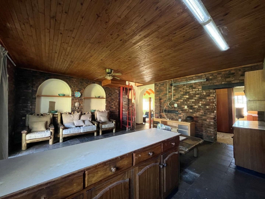 5 Bedroom Property for Sale in Volksrust Mpumalanga