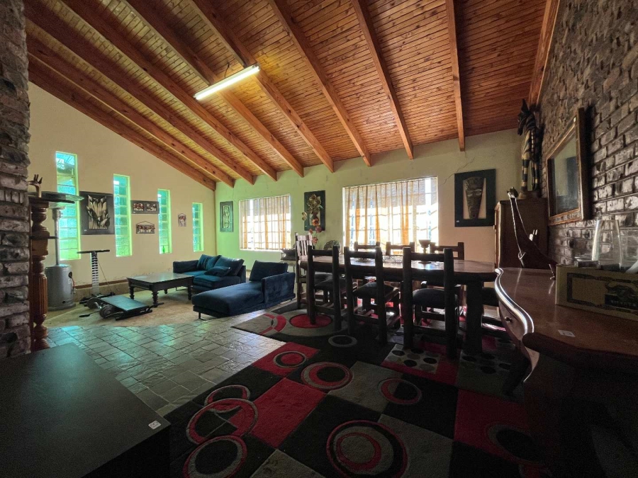 5 Bedroom Property for Sale in Volksrust Mpumalanga