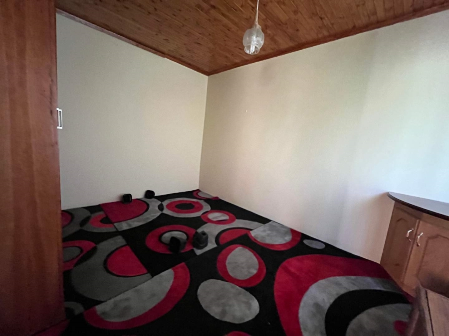 5 Bedroom Property for Sale in Volksrust Mpumalanga