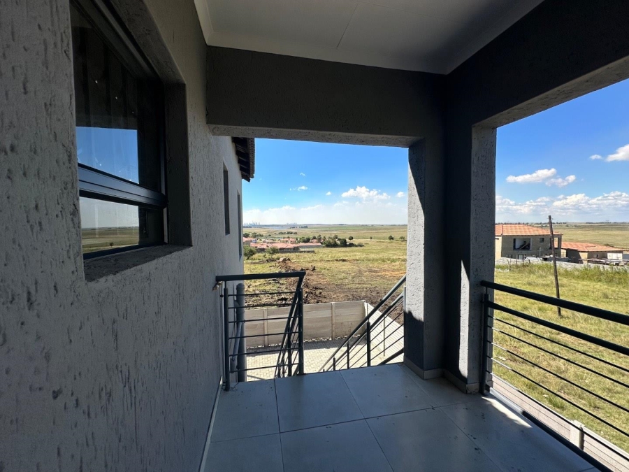 To Let 2 Bedroom Property for Rent in Kinross Mpumalanga