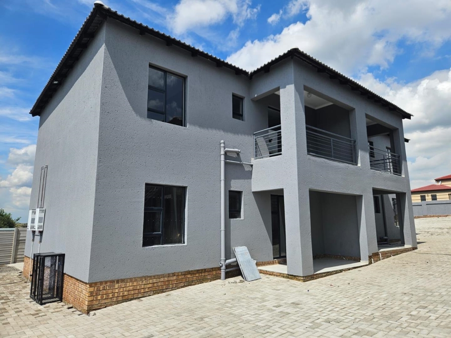 To Let 2 Bedroom Property for Rent in Kinross Mpumalanga