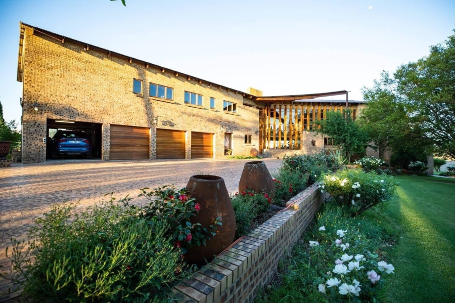 5 Bedroom Property for Sale in River View Mpumalanga