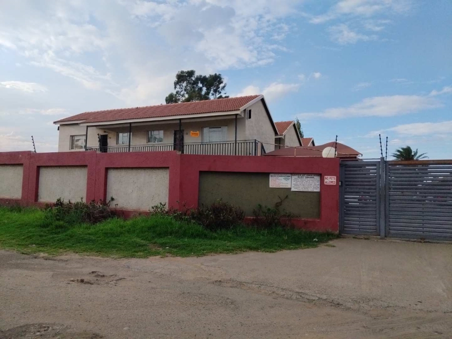 2 Bedroom Property for Sale in Eloff Mpumalanga