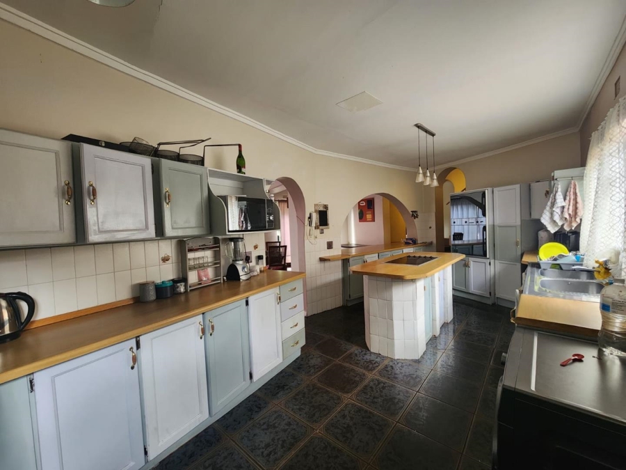 To Let 5 Bedroom Property for Rent in West Acres Mpumalanga