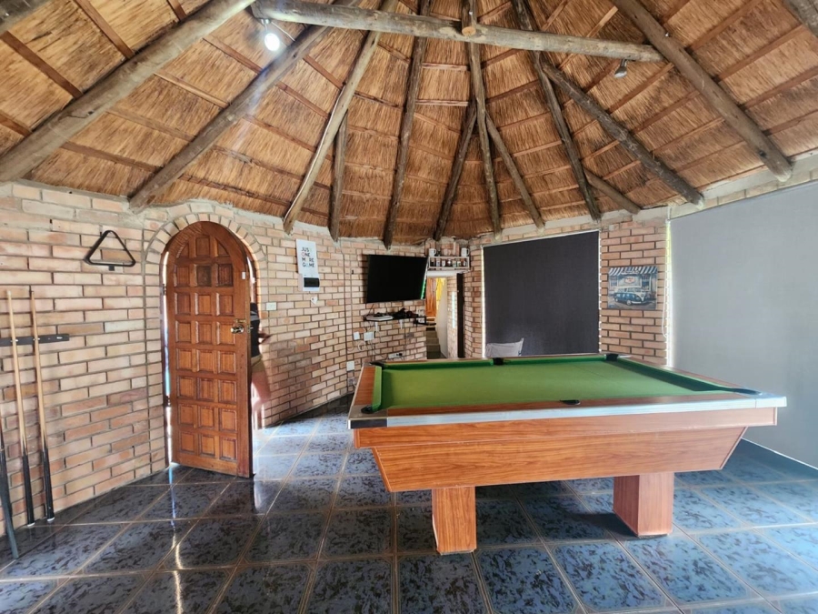 To Let 5 Bedroom Property for Rent in West Acres Mpumalanga