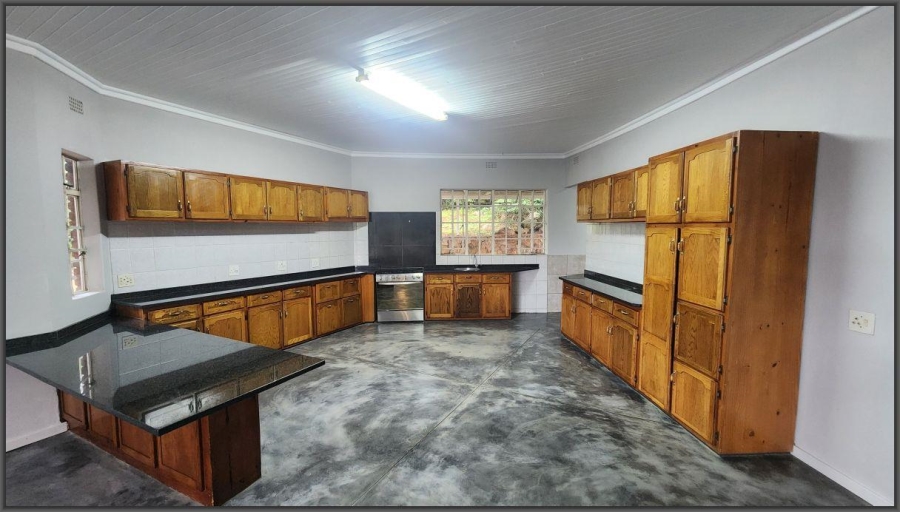 To Let 4 Bedroom Property for Rent in White River AH Mpumalanga