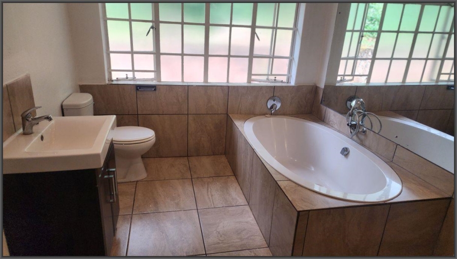 To Let 4 Bedroom Property for Rent in White River AH Mpumalanga