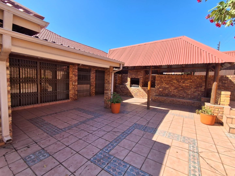 3 Bedroom Property for Sale in Valencia Park Mpumalanga