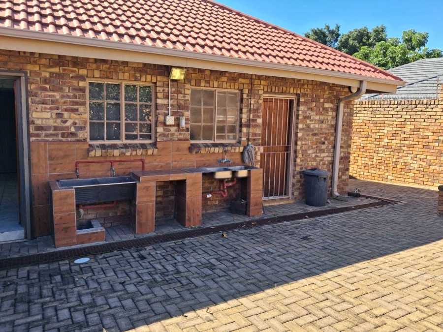 3 Bedroom Property for Sale in Valencia Park Mpumalanga