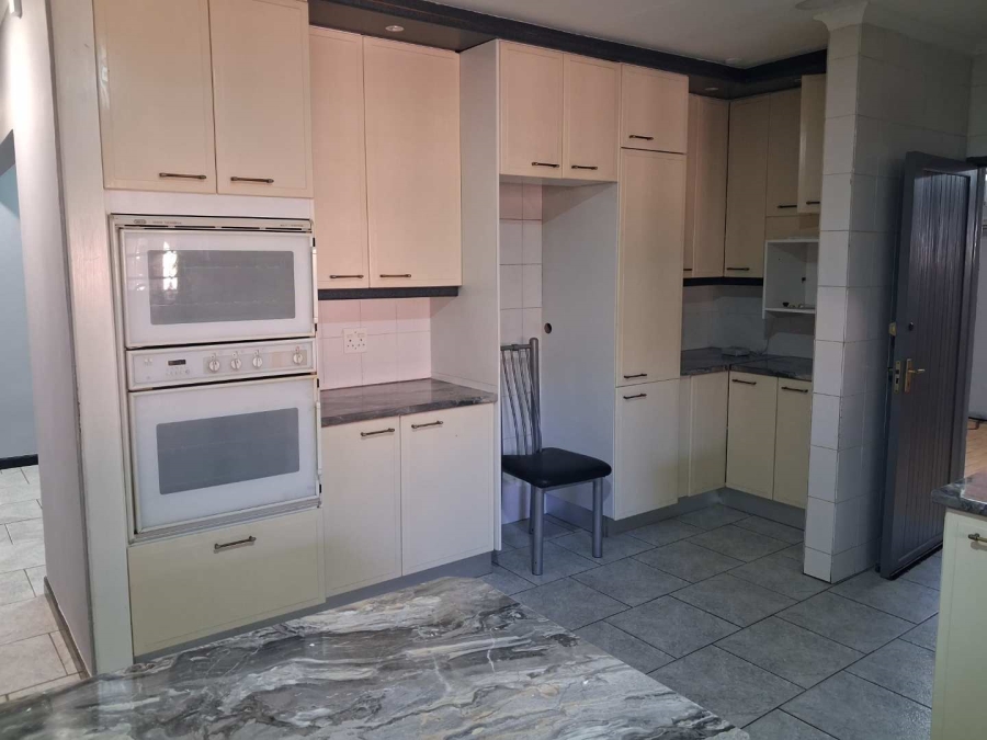 3 Bedroom Property for Sale in Valencia Park Mpumalanga