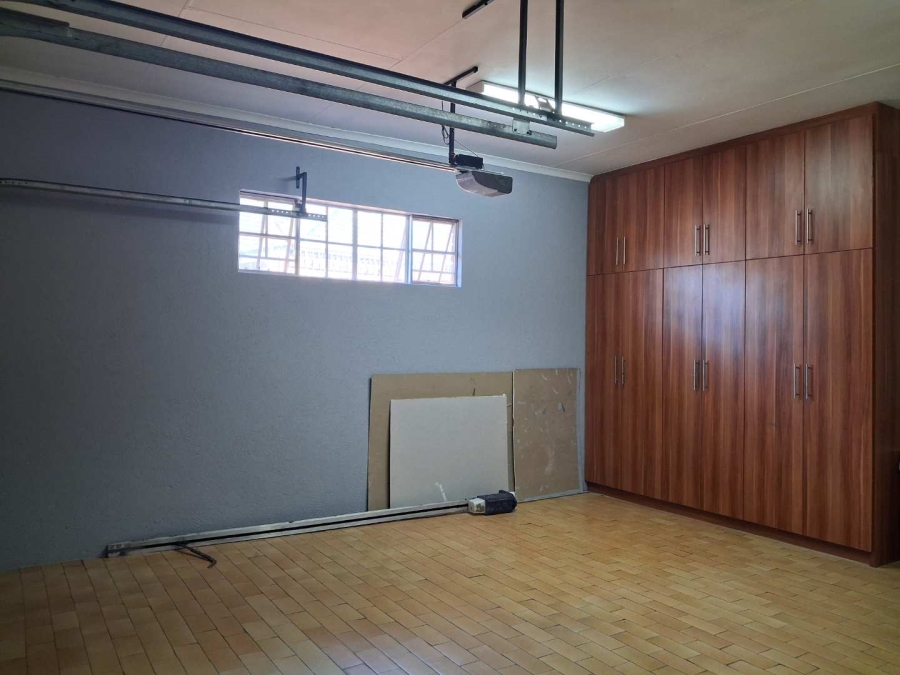 3 Bedroom Property for Sale in Valencia Park Mpumalanga
