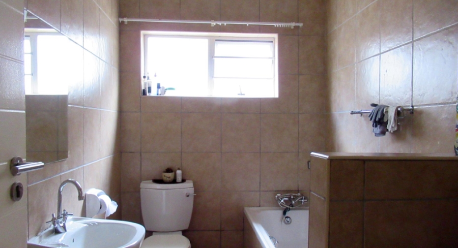 2 Bedroom Property for Sale in Die Heuwel Mpumalanga