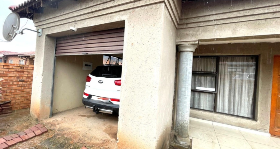 3 Bedroom Property for Sale in Dixon A H Mpumalanga
