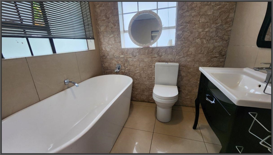 To Let 3 Bedroom Property for Rent in White River Mpumalanga