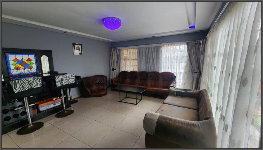 To Let 3 Bedroom Property for Rent in White River Mpumalanga