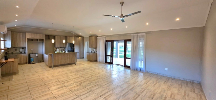 4 Bedroom Property for Sale in Ntulo Wildlife Estate Mpumalanga