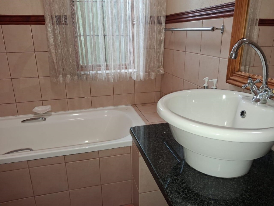 2 Bedroom Property for Sale in Nelspruit Ext 20 Mpumalanga