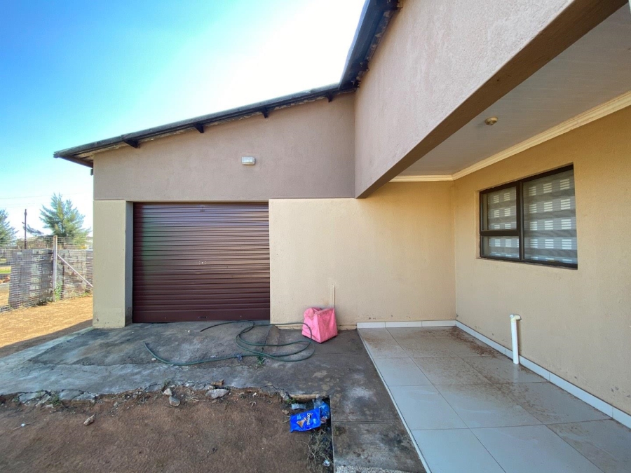 3 Bedroom Property for Sale in Kwamhlanga Mpumalanga