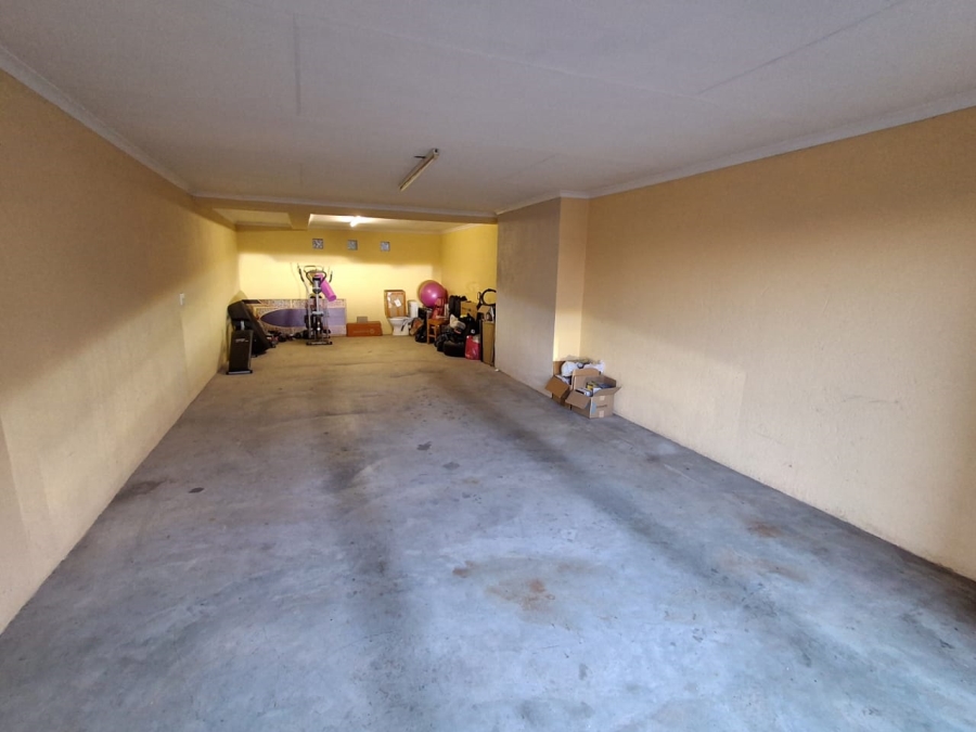 3 Bedroom Property for Sale in West Acres Mpumalanga