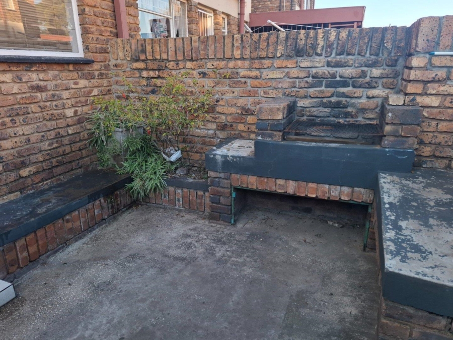 3 Bedroom Property for Sale in Middelburg Central Mpumalanga